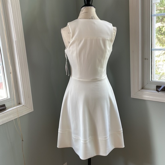 Vince Camuto white scuba fit and flare dress NWT SIZE 6 - Picture 6 of 11